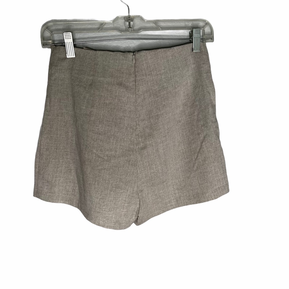 Bacio S bow front tan tie shorts - Picture 2 of 5